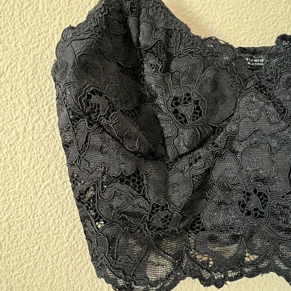 Zara Lace Crop Top - Picture 2 of 4